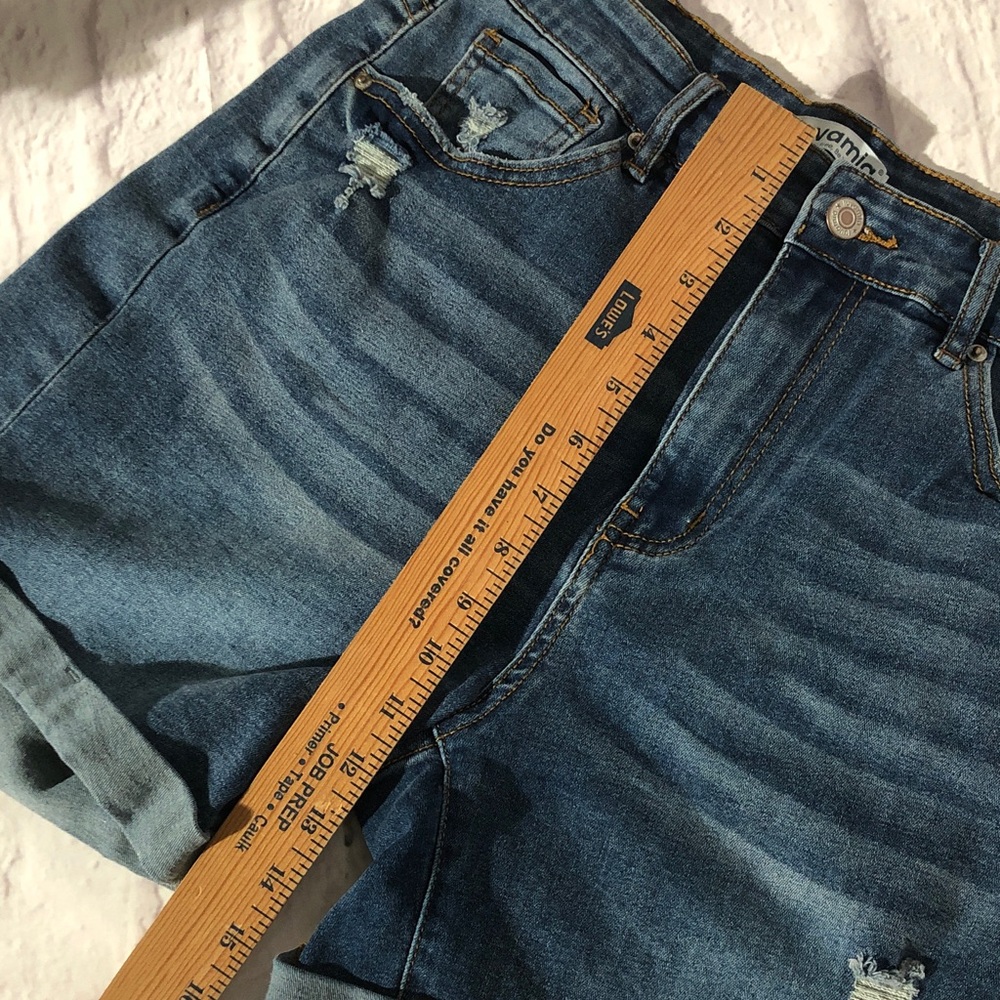 Luvamia Women's Distressed Dark Blue Jean Soft Denim Shorts size Large NWOT - Picture 7 of 11